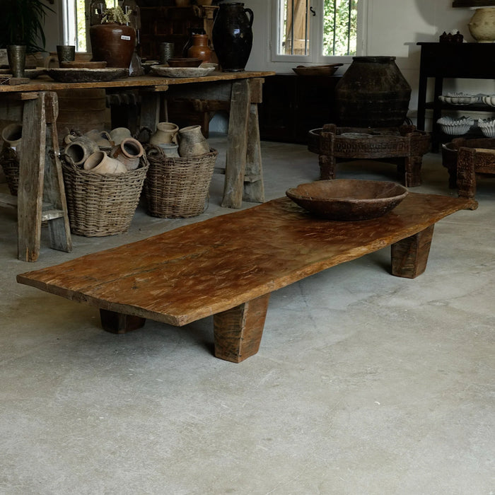 Authentique table basse Naga ancienne 199x72xH27cm