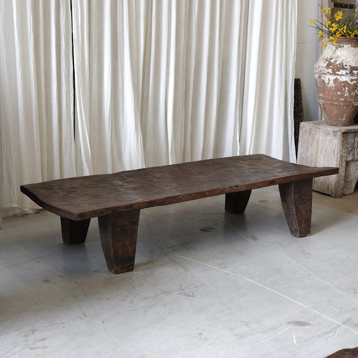 Authentique table basse Naga ancienne 190x75xH40cm